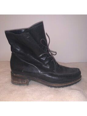Stuart Weitzman Black Lace Up Boots with Rugged Style